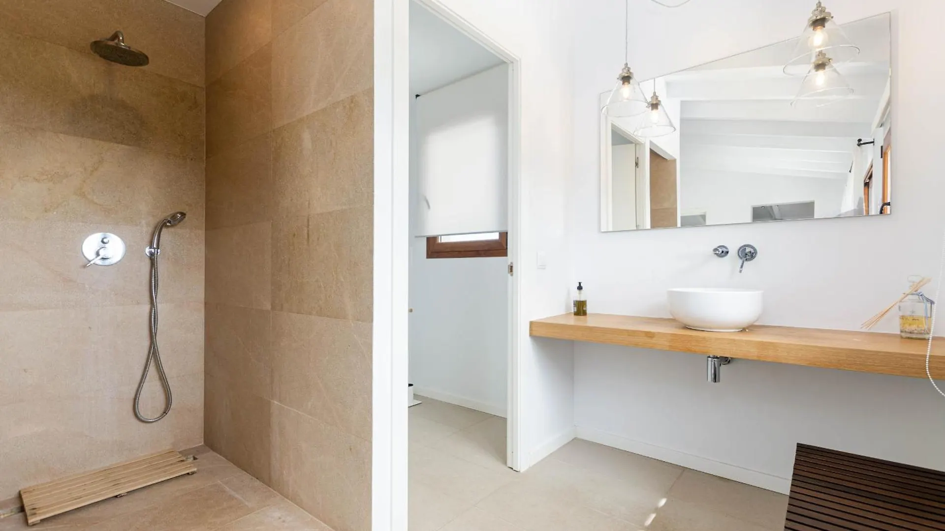 Yourhouse Carrera Plana María de la Salud 0*,  Espagne