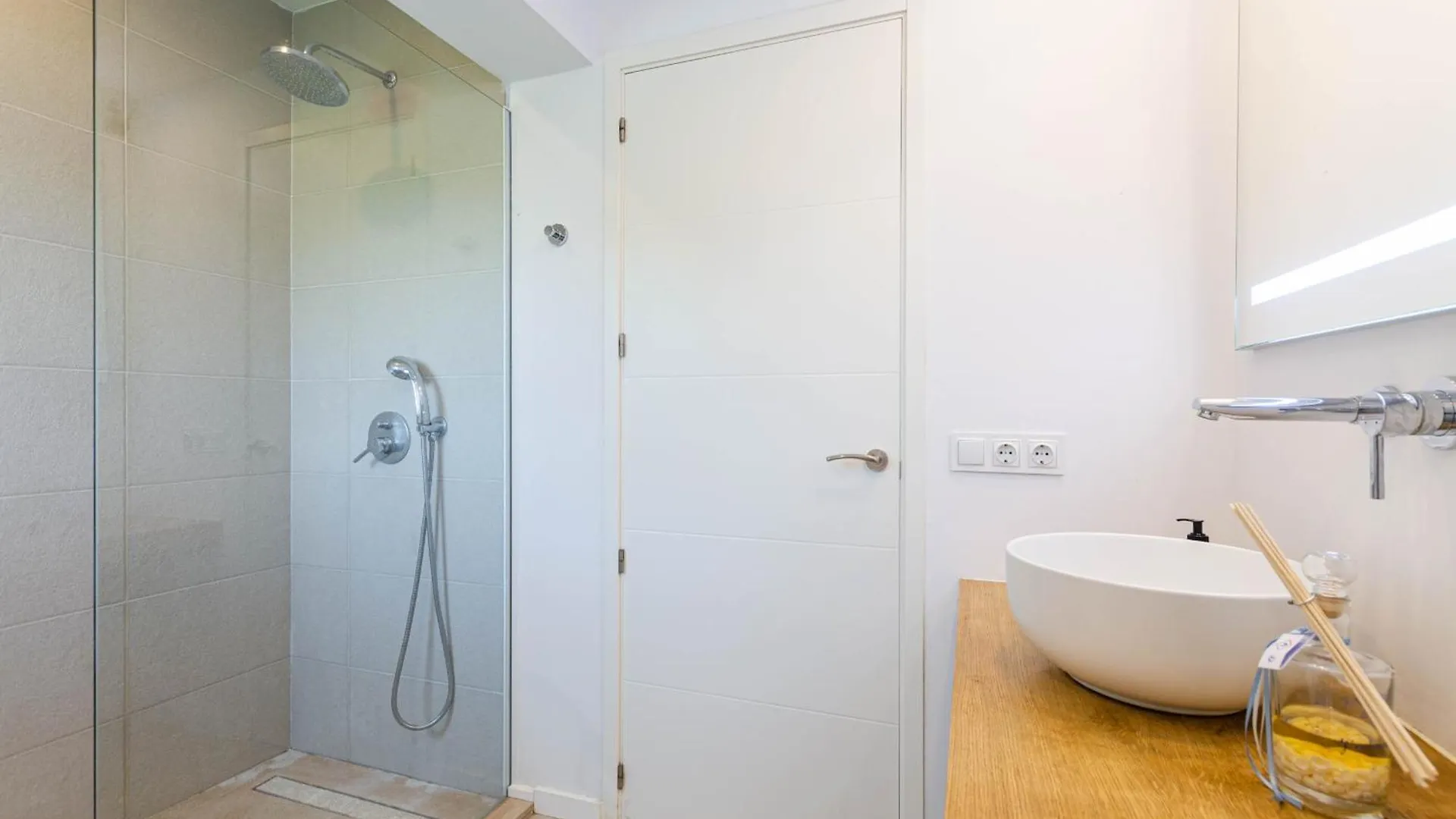 Yourhouse Carrera Plana María de la Salud Villa