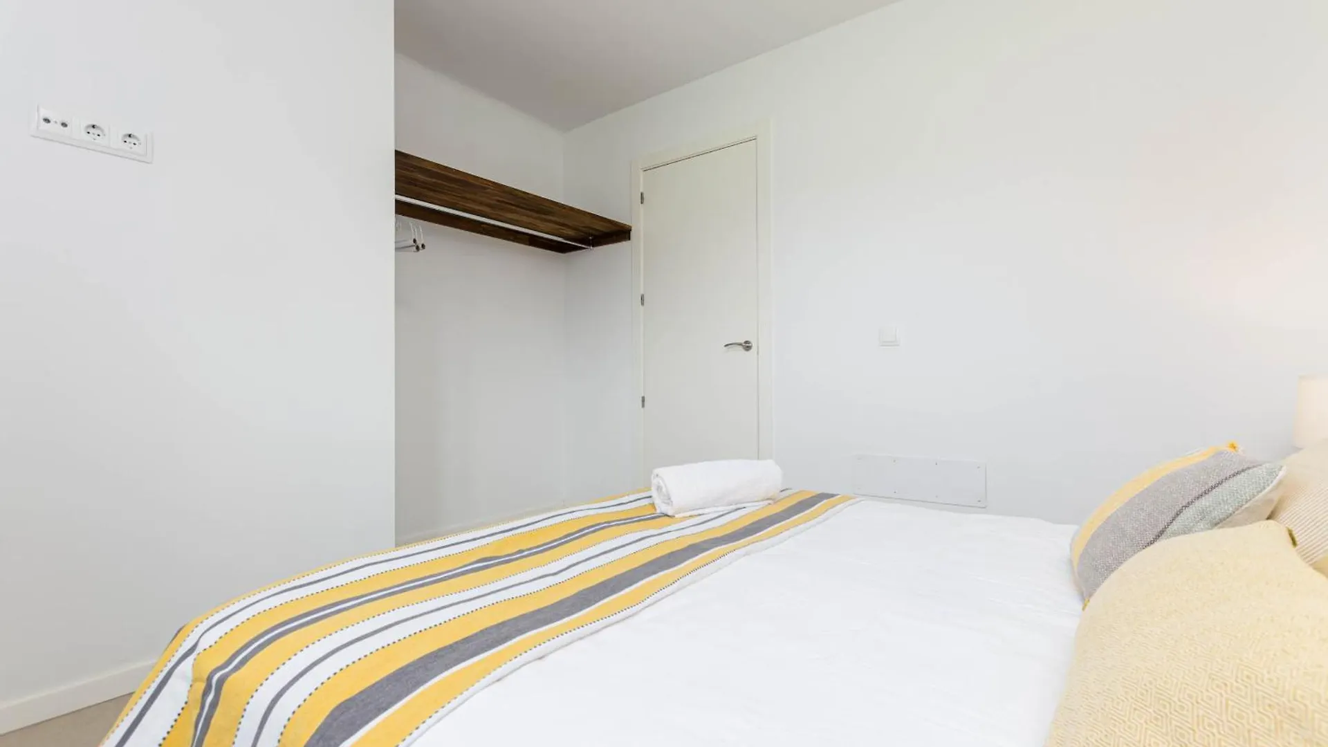 Yourhouse Carrera Plana María de la Salud Villa
